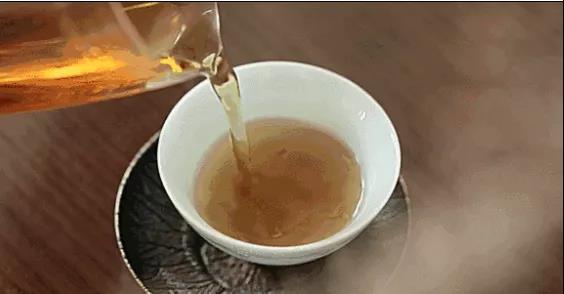肺有毛病的人,睡觉时会有3种异常,一个没占,肺还算健康(图6)