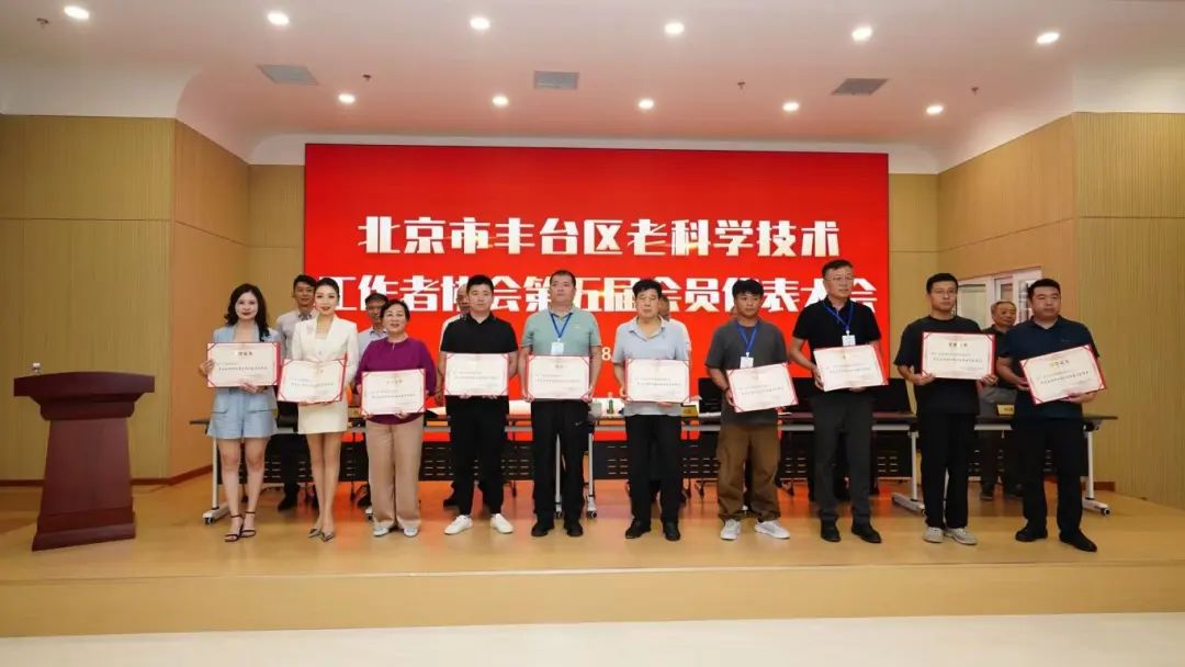 cdb06d1a75131eb131e089acf3c774f8.jpg